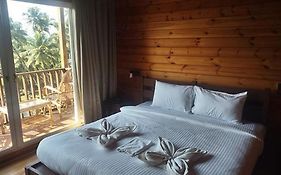 Fabhotel Levels By The Sea